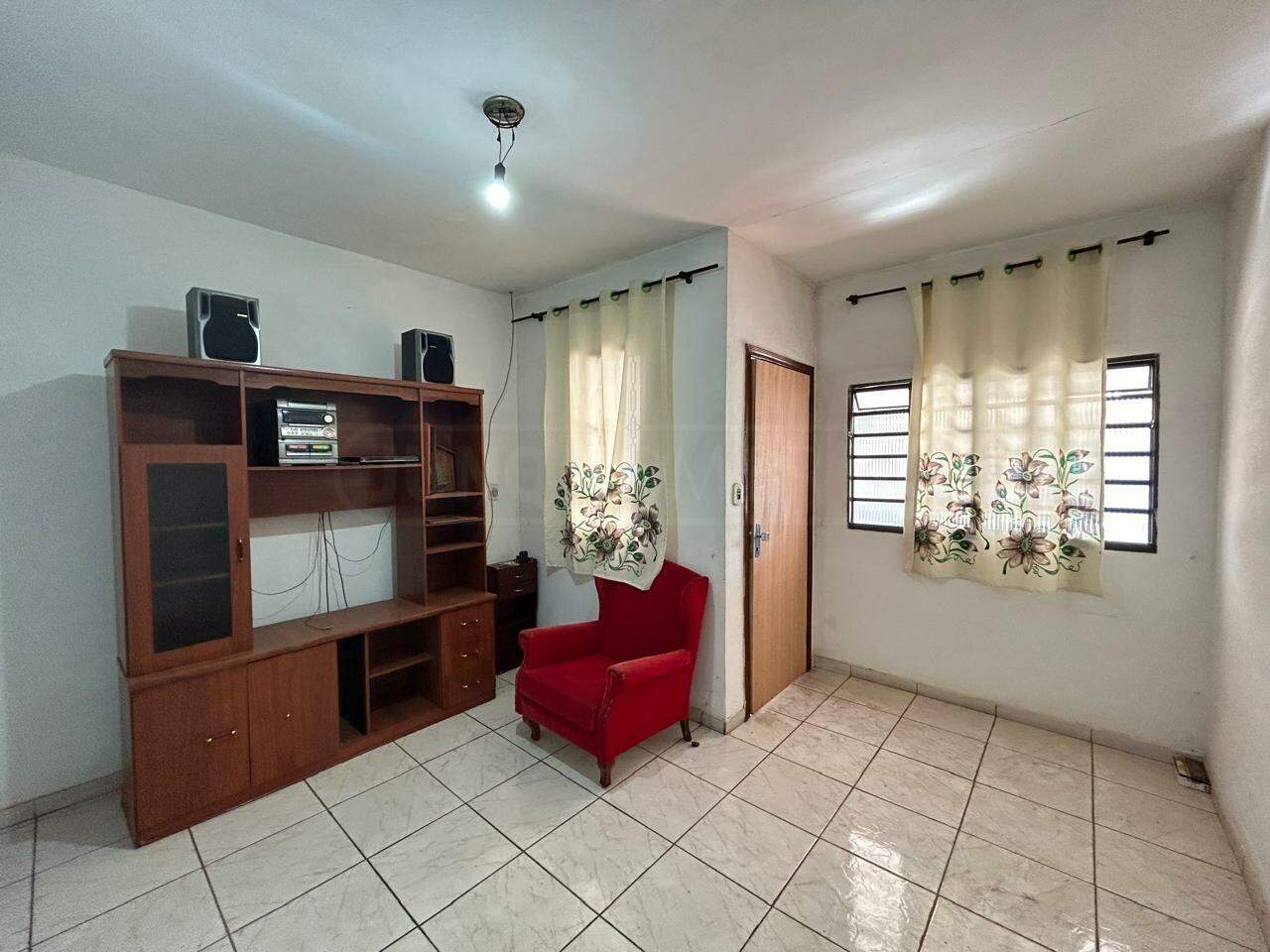 Casa à venda, 1 quarto, 1 vaga, no bairro Jardim Diamante em Piracicaba - SP