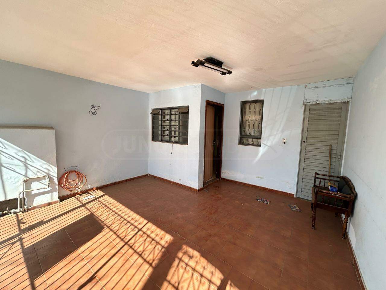 Casa à venda, 1 quarto, 1 vaga, no bairro Jardim Diamante em Piracicaba - SP