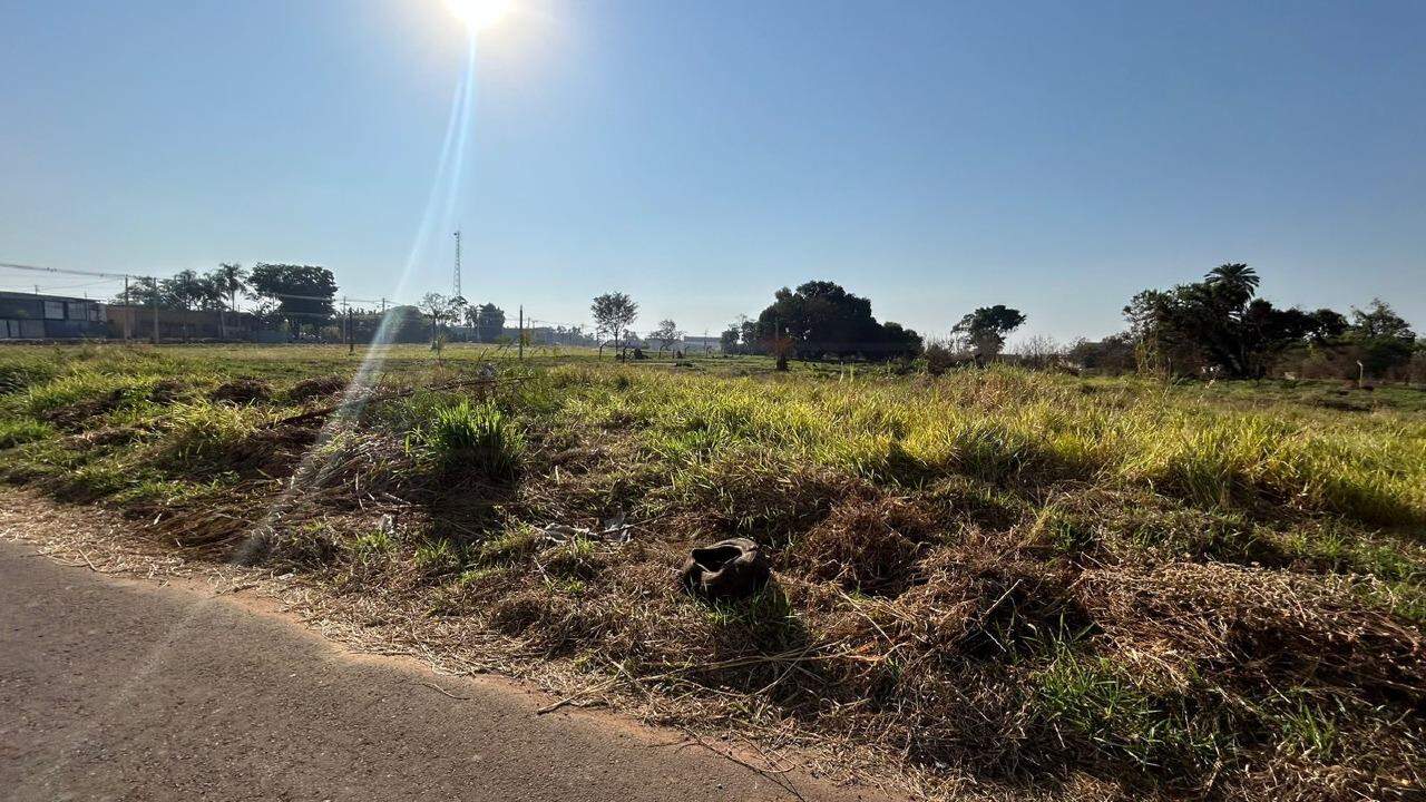 Terreno para alugar, no bairro Vale do Sol em Piracicaba - SP