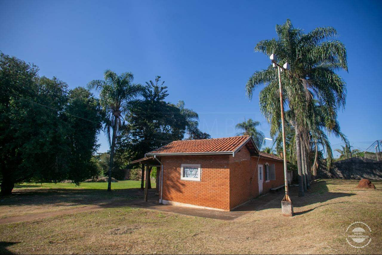 Chácara à venda, 2 quartos, sendo 1 suíte, 20 vagas, no bairro Santa Rita em Piracicaba - SP