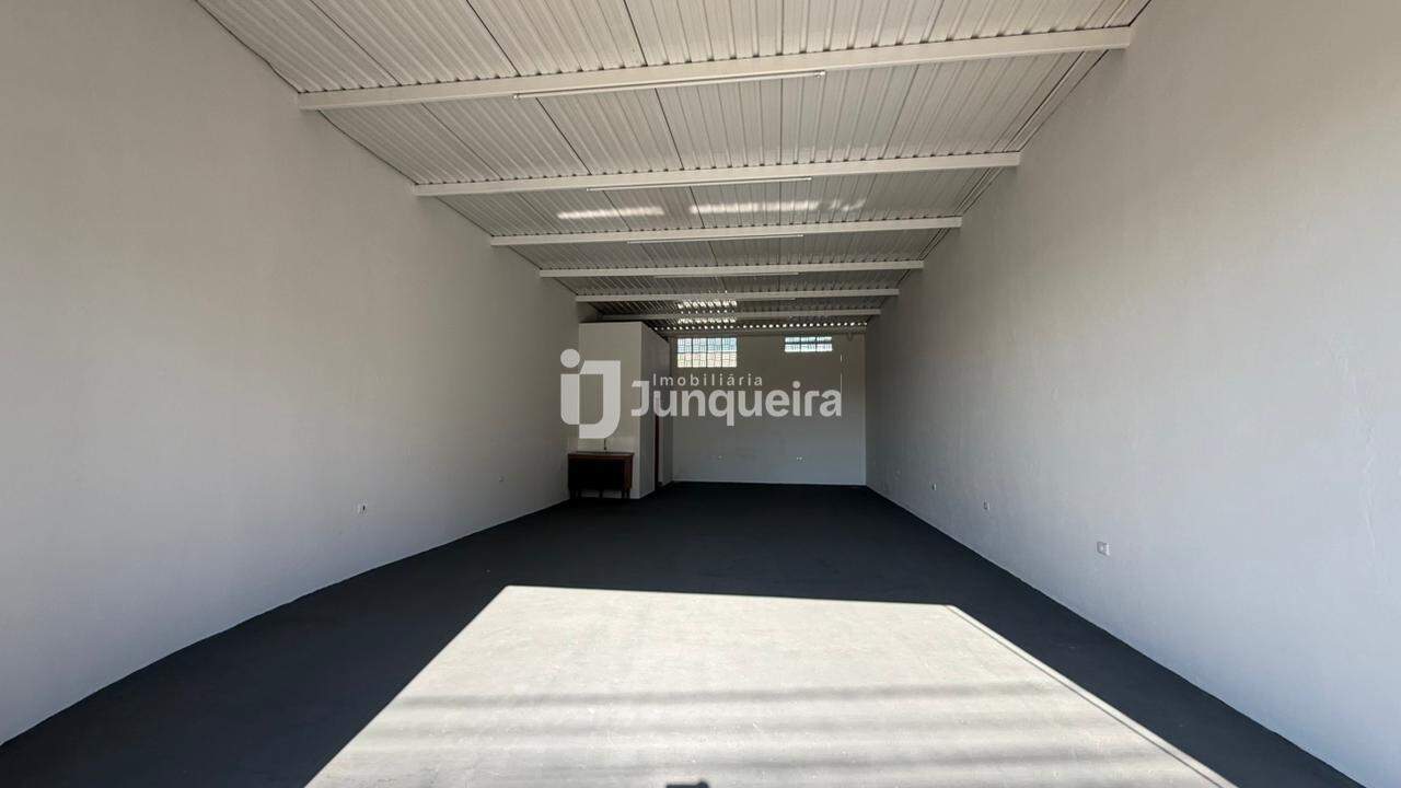 Galpão para alugar, no bairro Parque São Matheus em Piracicaba - SP