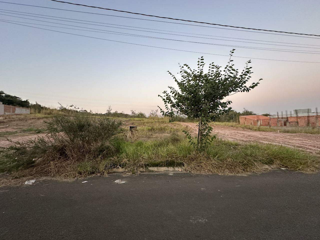 Terreno à venda, no bairro Vale do Sol em Piracicaba - SP