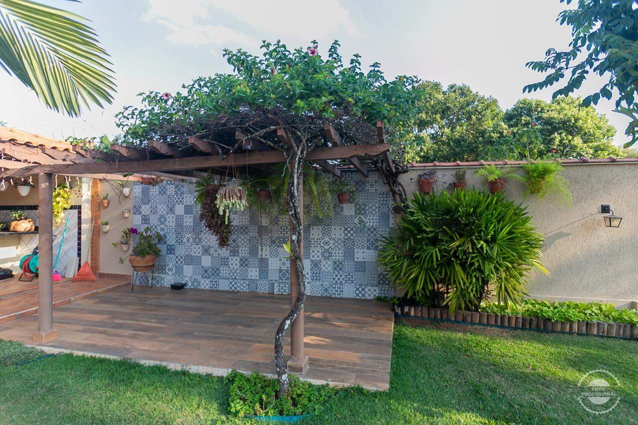 Casa em Condomínio à venda no Quinta de Santa Helena, 4 quartos, sendo 4 suítes, 6 vagas, no bairro Campestre em Piracicaba - SP