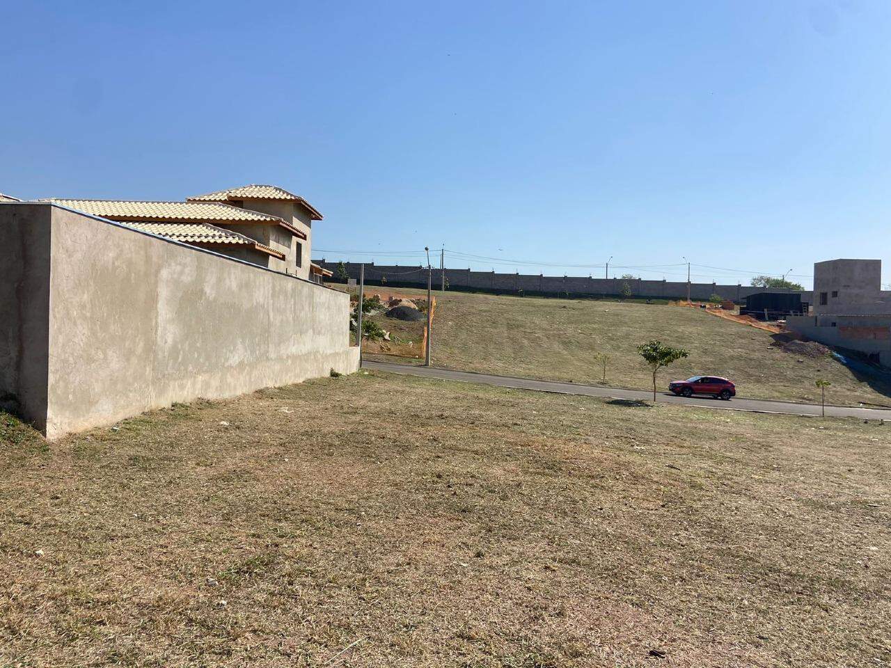 Terreno em Condomínio à venda no Damha II , no bairro Ondas em Piracicaba - SP