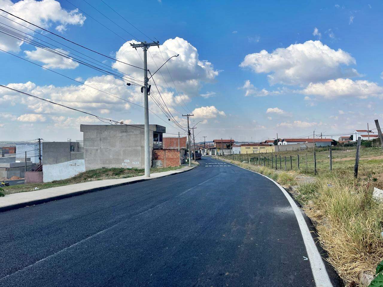 Terreno à venda, no bairro Jardim dos Manacás em Piracicaba - SP