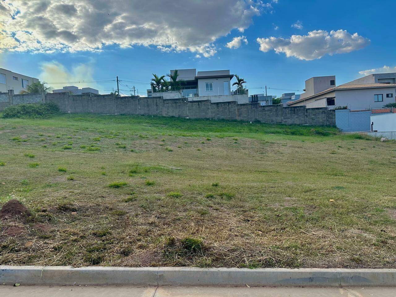 Terreno em Condomínio à venda no Damha II , no bairro Parque Residencial Damha II em Piracicaba - SP