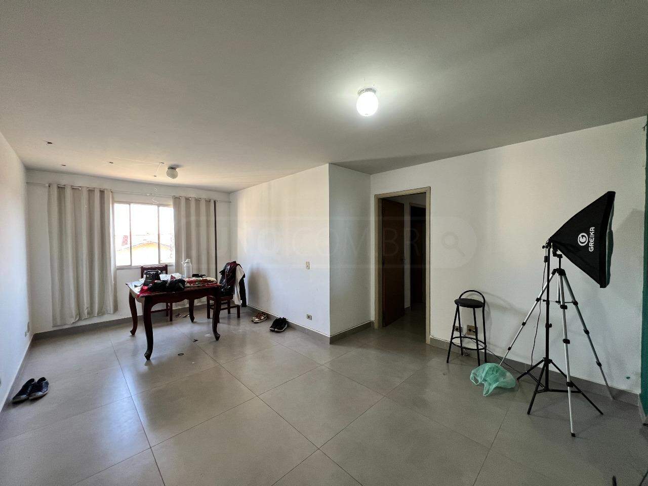 Apartamento à venda no Edifício Pompéia, 3 quartos, sendo 1 suíte, 1 vaga, no bairro Piracicamirim em Piracicaba - SP