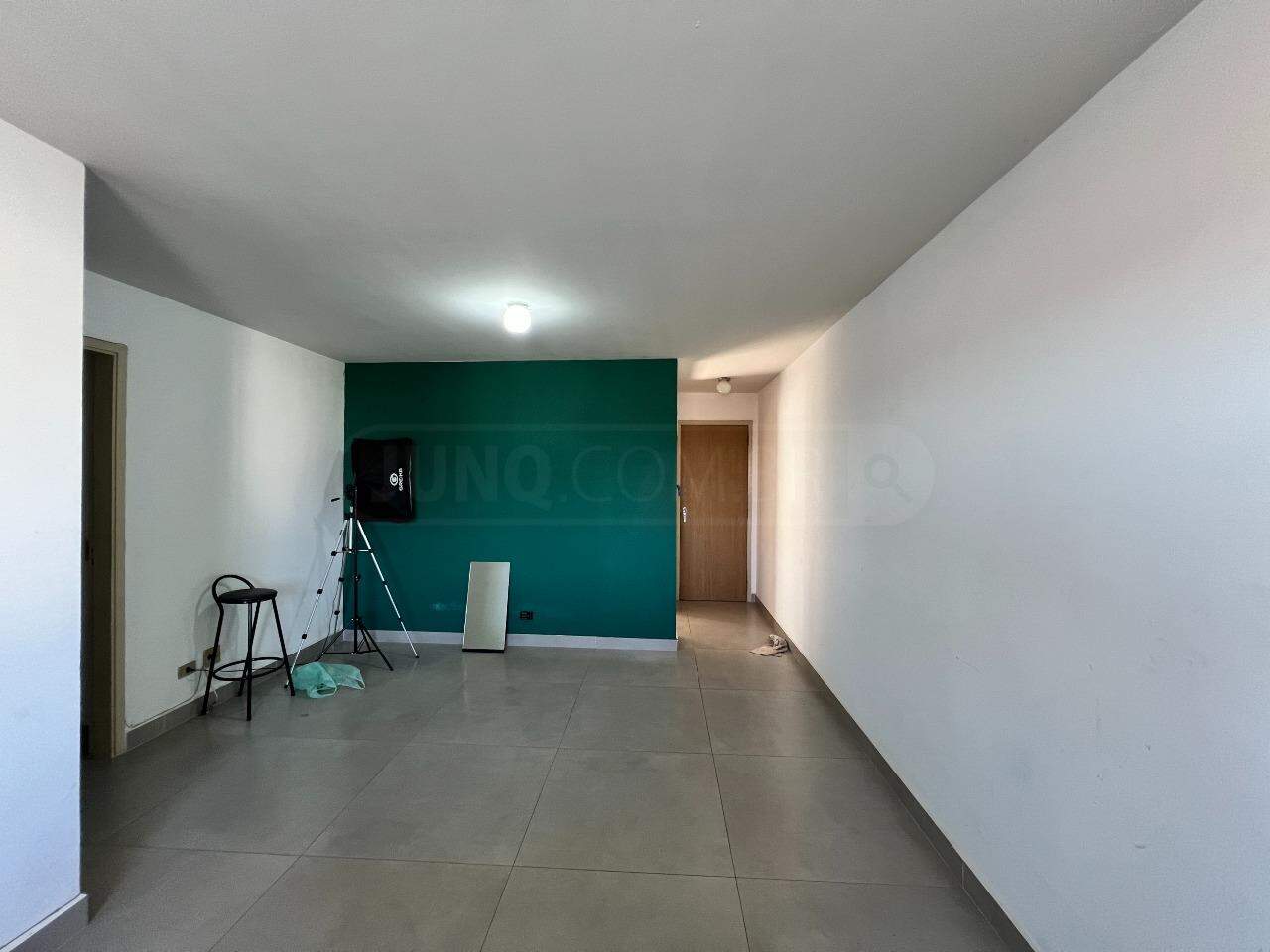 Apartamento à venda no Edifício Pompéia, 3 quartos, sendo 1 suíte, 1 vaga, no bairro Piracicamirim em Piracicaba - SP