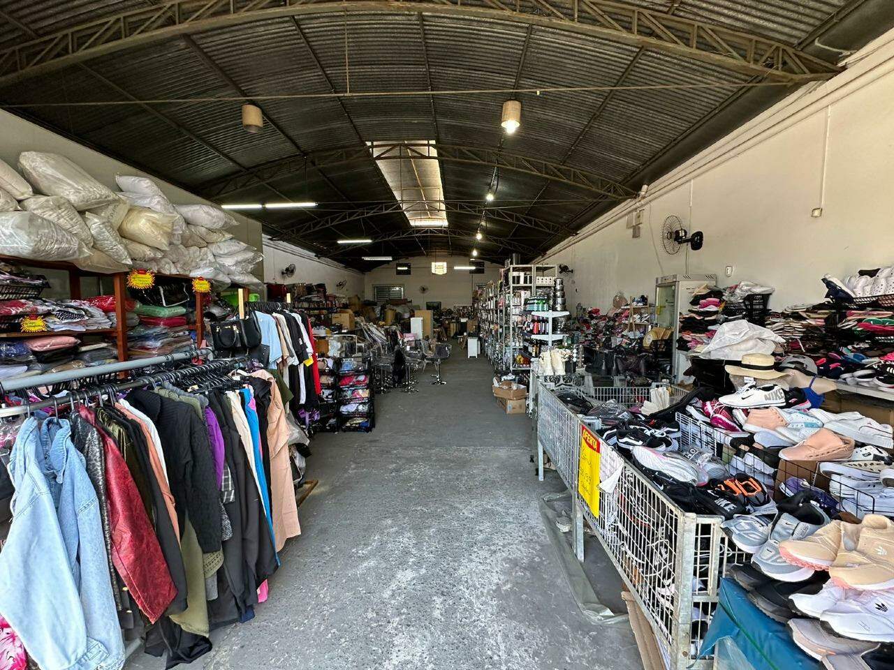 Galpão à venda, 1 quarto, no bairro Paulicéia em Piracicaba - SP