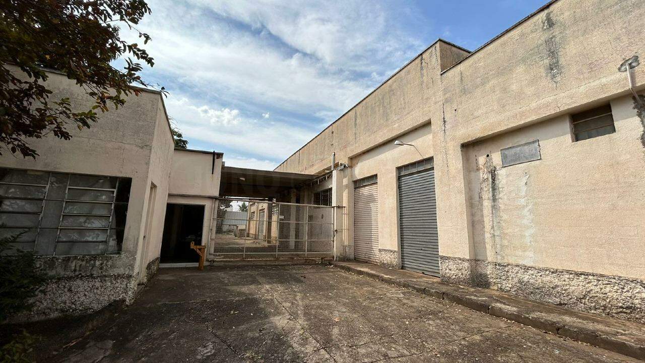 Galpão para alugar, no bairro Morumbi em Piracicaba - SP