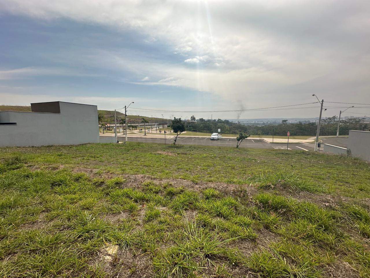 Terreno em Condomínio à venda no Soleil , no bairro Ondinhas em Piracicaba - SP