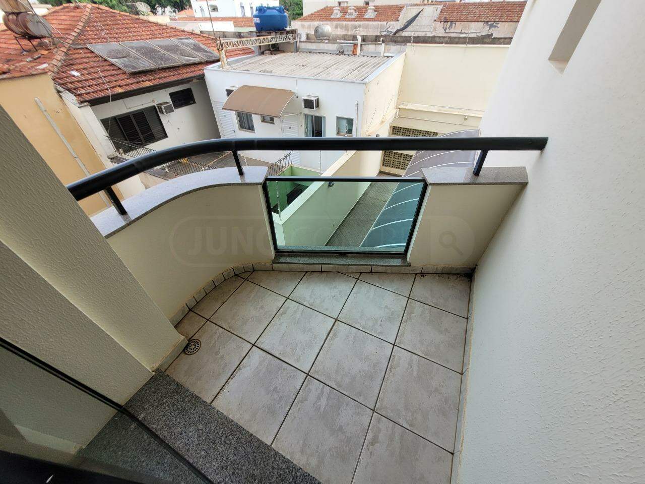 Apartamento à venda no Edifício Moraes Barros, 2 quartos, 1 vaga, no bairro Alto em Piracicaba - SP