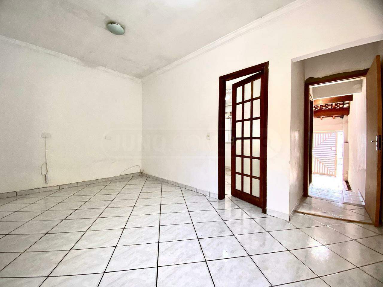 Casa à venda, 4 quartos, sendo 1 suíte, 2 vagas, no bairro Jardim Panorama Ii em Piracicaba - SP