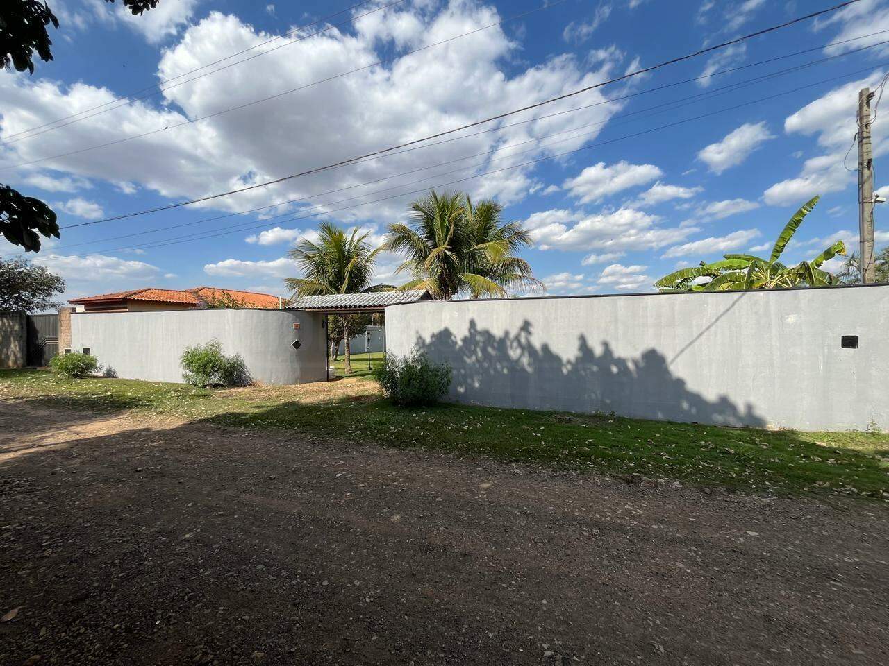 Chácara para alugar, 3 quartos, sendo 1 suíte, 5 vagas, no bairro Campestre em Piracicaba - SP