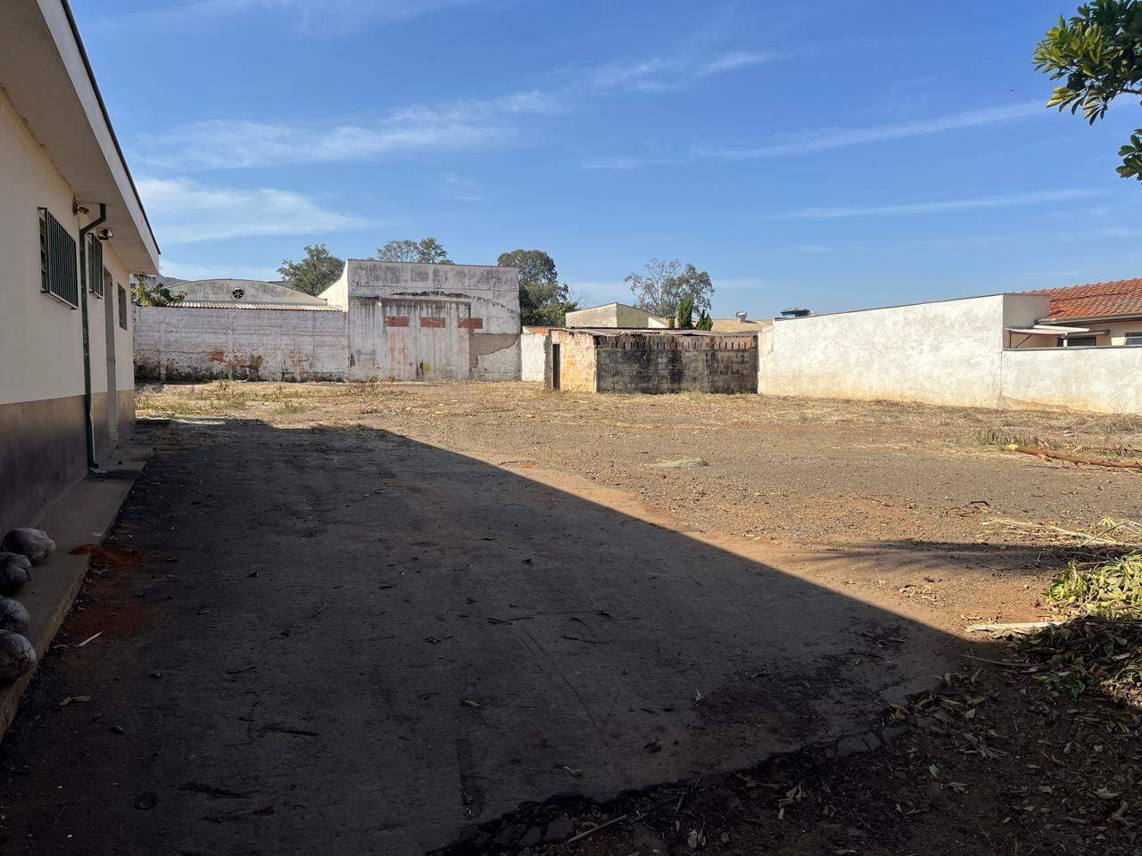 Terreno para alugar, 2 quartos, no bairro Areão em Piracicaba - SP