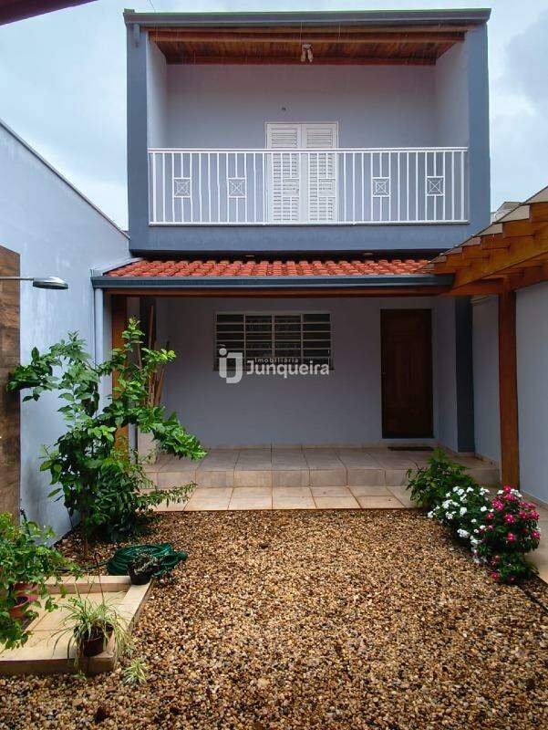 Casa à venda, 2 quartos, sendo 2 suítes, no bairro Jardim Astúrias II em Piracicaba - SP