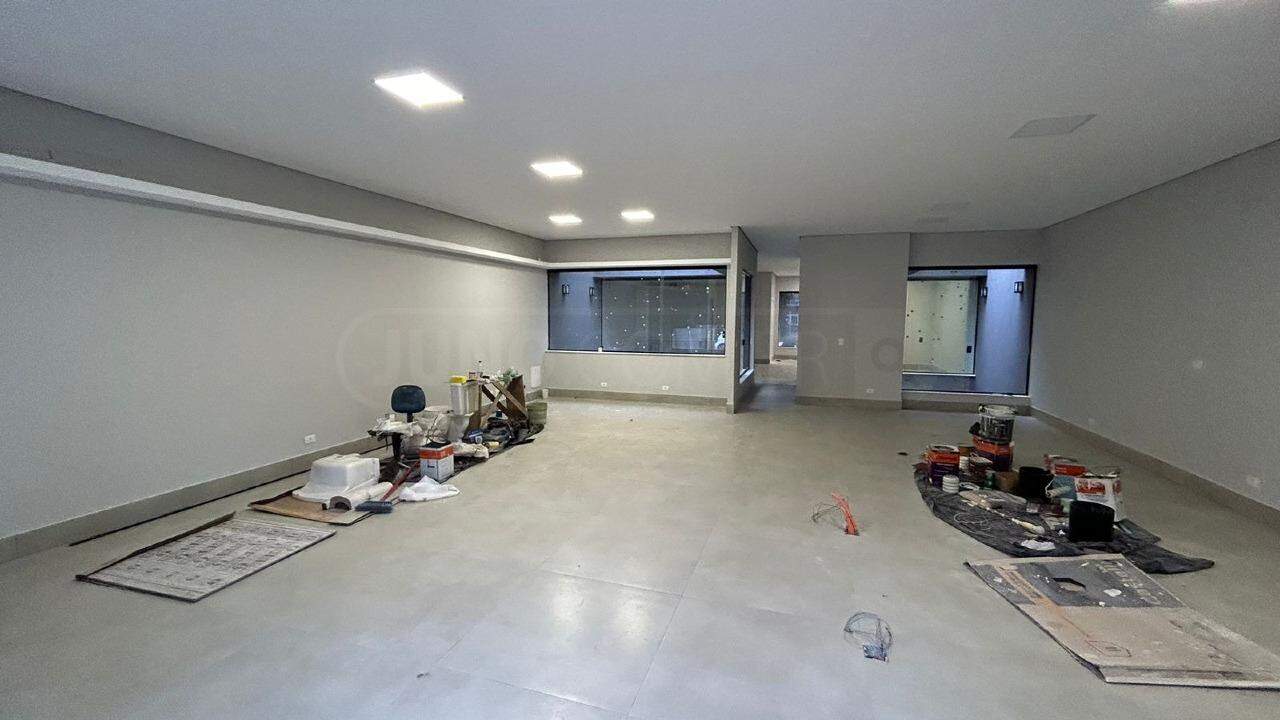 Salão para alugar, 4 vagas, no bairro Cidade Jardim em Piracicaba - SP