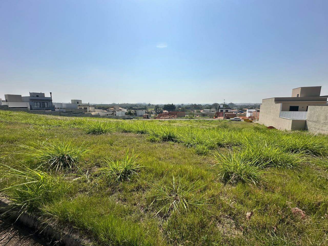 Terreno em Condomínio à venda no Canadá Residencial, no bairro Ondas em Piracicaba - SP