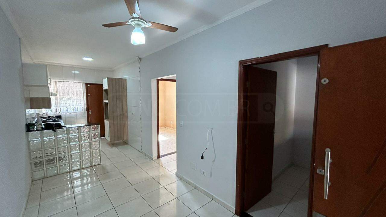 Casa à venda, 2 quartos, 2 vagas, no bairro Parque Residencial Monte Rey III em Piracicaba - SP