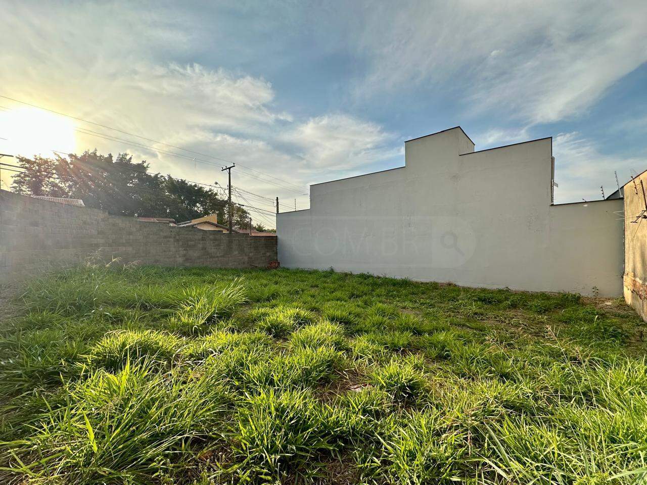 Terreno à venda, no bairro Jardim Petrópolis em Piracicaba - SP