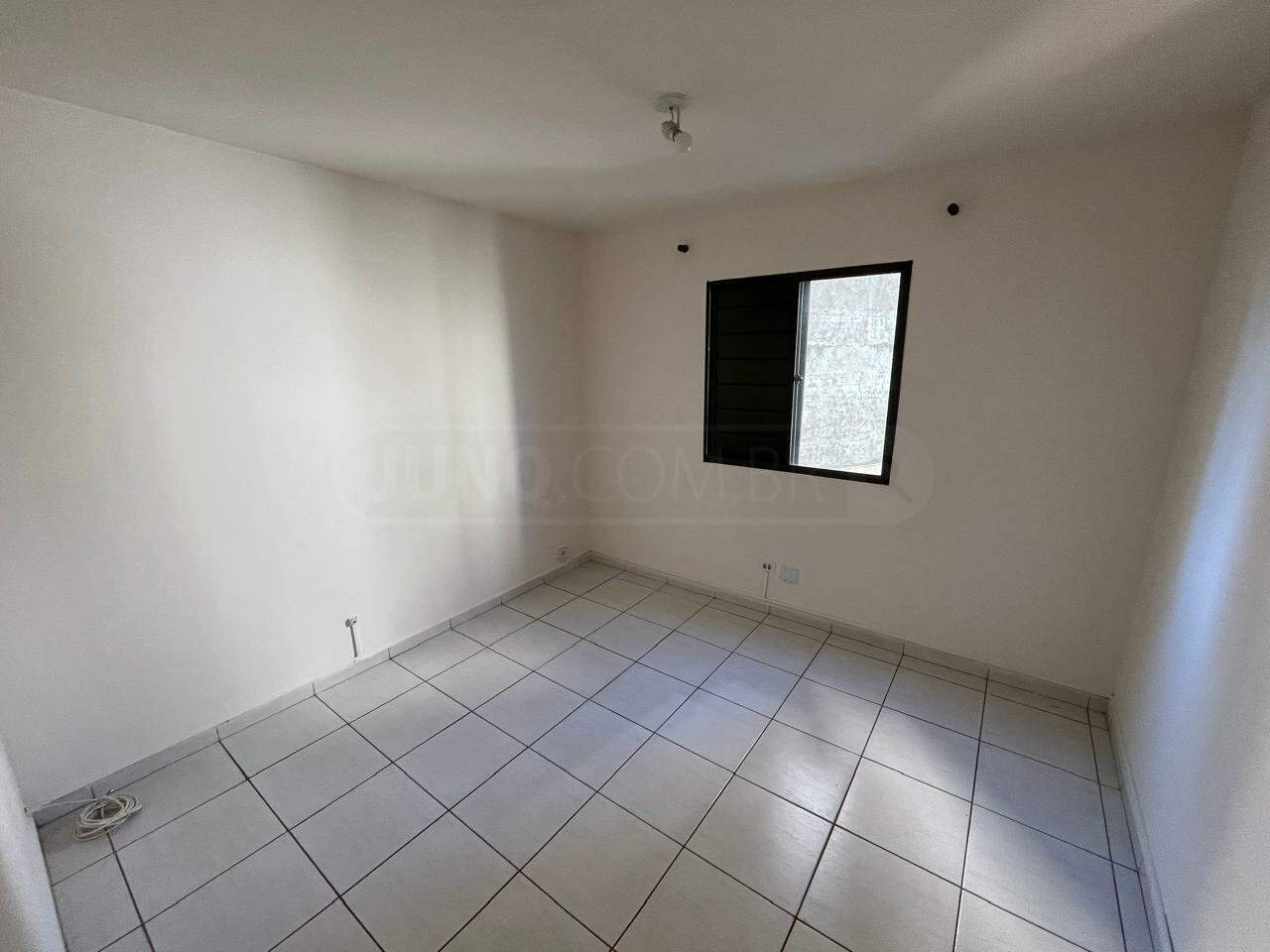 Apartamento para alugar no Village Cleopath, 2 quartos, 1 vaga, no bairro Centro em Piracicaba - SP