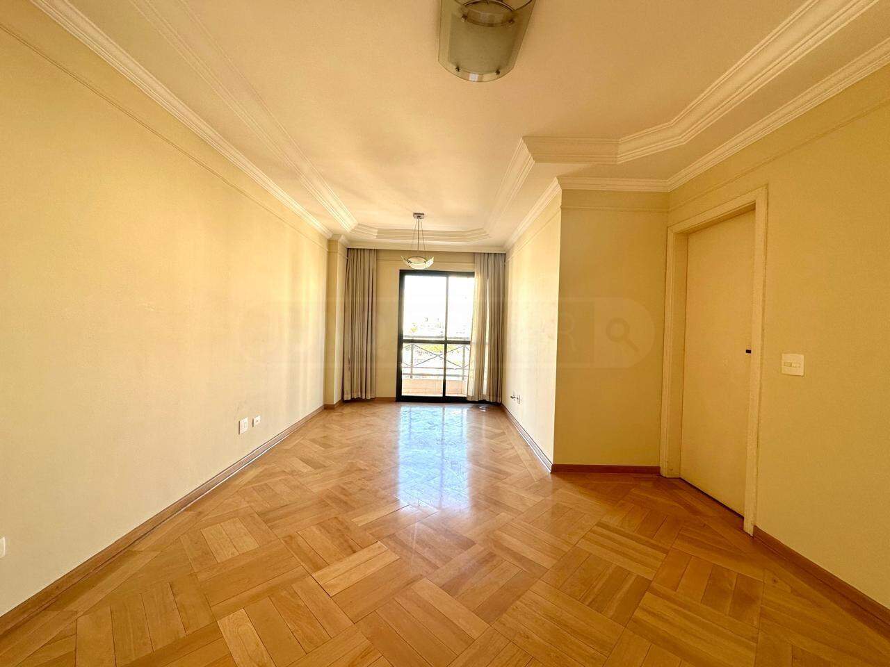 Apartamento à venda no Edifício Golden Tower, 3 quartos, sendo 1 suíte, 2 vagas, no bairro Centro em Piracicaba - SP