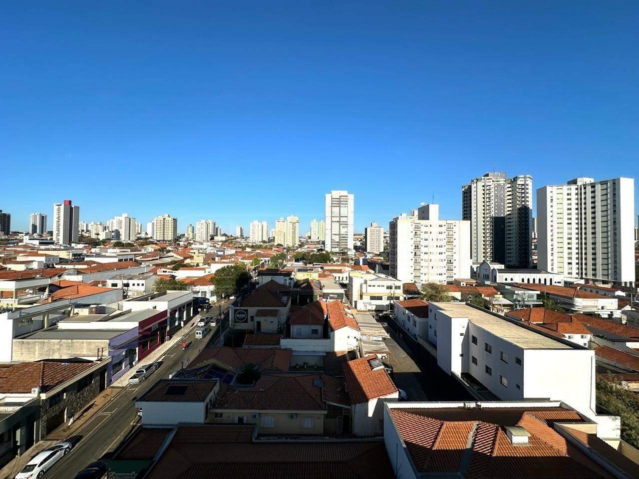 Apartamento à venda no Edifício Golden Tower, 3 quartos, sendo 1 suíte, 2 vagas, no bairro Centro em Piracicaba - SP