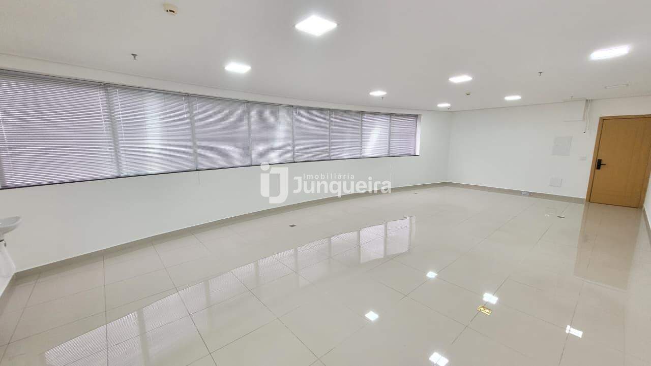 Sala Comercial para alugar, no bairro Cidade Alta em Piracicaba - SP