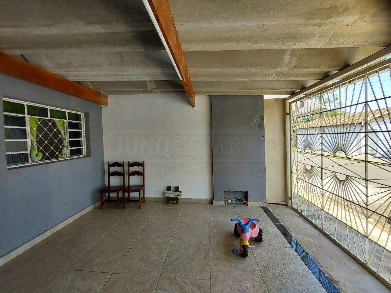 Casa à venda, 2 quartos, 2 vagas, no bairro Santa Terezinha em Piracicaba - SP