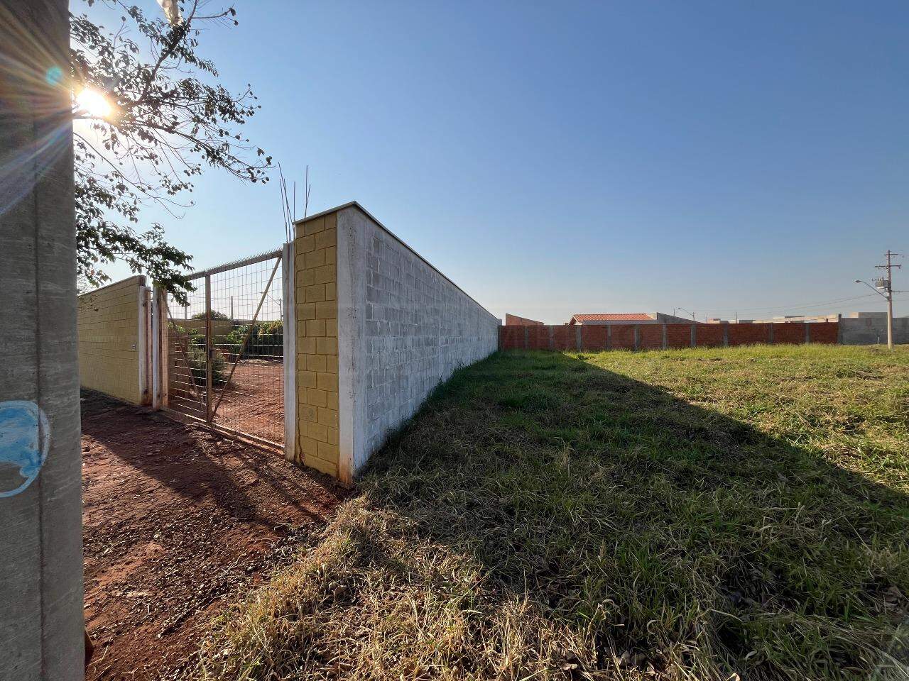 Terreno à venda, no bairro Jardim São Francisco em Piracicaba - SP