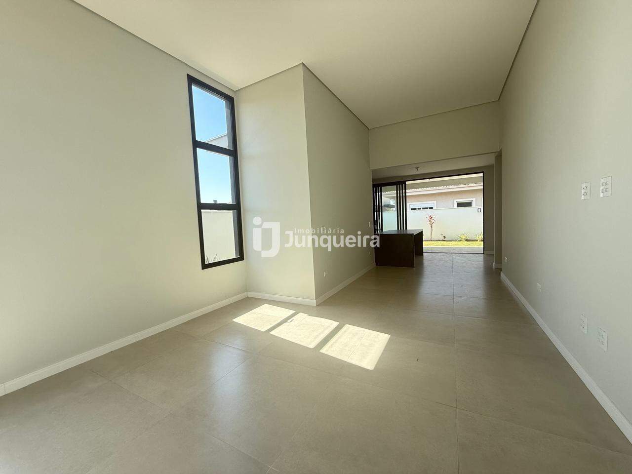 Casa em Condomínio à venda no Villa D'Aquila, 3 quartos, sendo 3 suítes, 2 vagas, no bairro Villa D'áquila em Piracicaba - SP