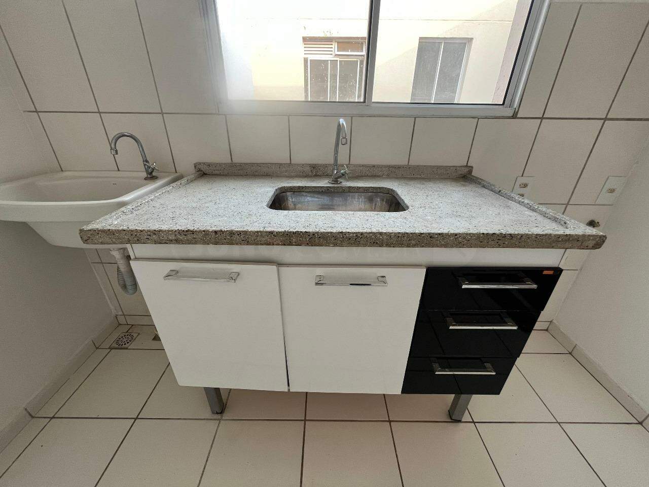 Apartamento para alugar no Residencial Jardim Novo Horizonte, 2 quartos, no bairro Loteamento Kobayat Líbano em Piracicaba - SP