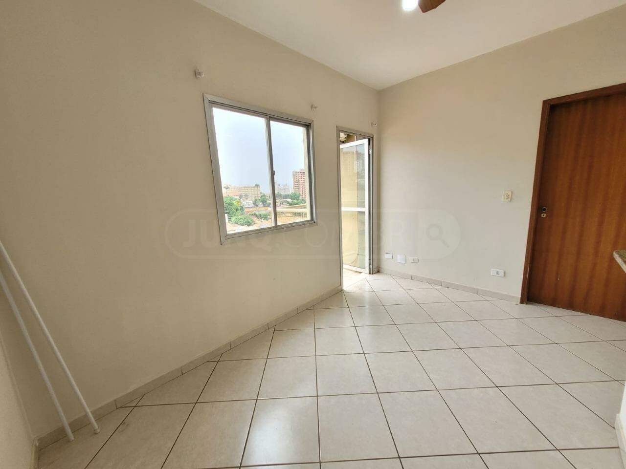 Apartamento à venda no Piaza di Genova, 1 quarto, sendo 1 suíte, 1 vaga, no bairro Cidade Alta em Piracicaba - SP