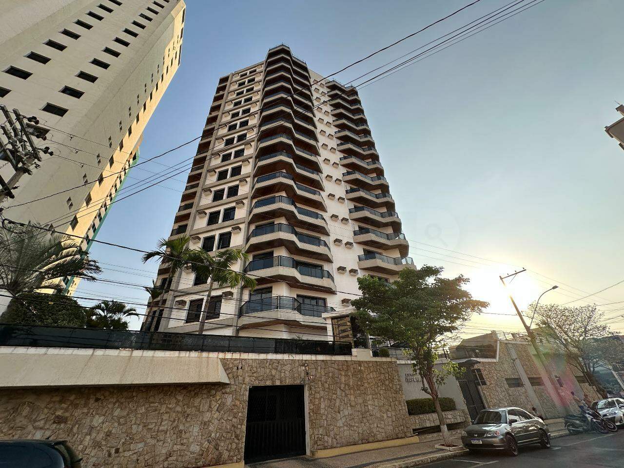 Apartamento à venda no Edifício Itapema, 4 quartos, sendo 1 suíte, 3 vagas, no bairro Centro em Piracicaba - SP