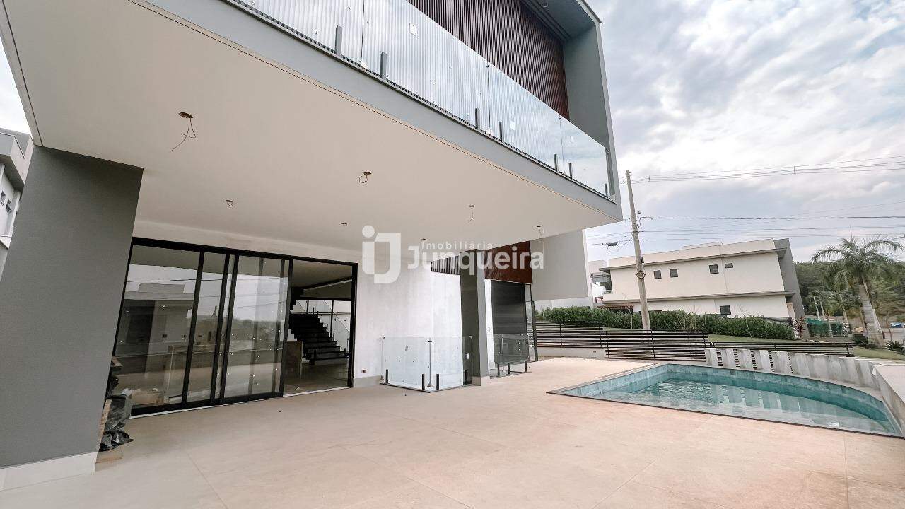 Casa em Condomínio à venda no Villa D'Aquila, 3 quartos, sendo 3 suítes, 6 vagas, no bairro Villa D'áquila em Piracicaba - SP