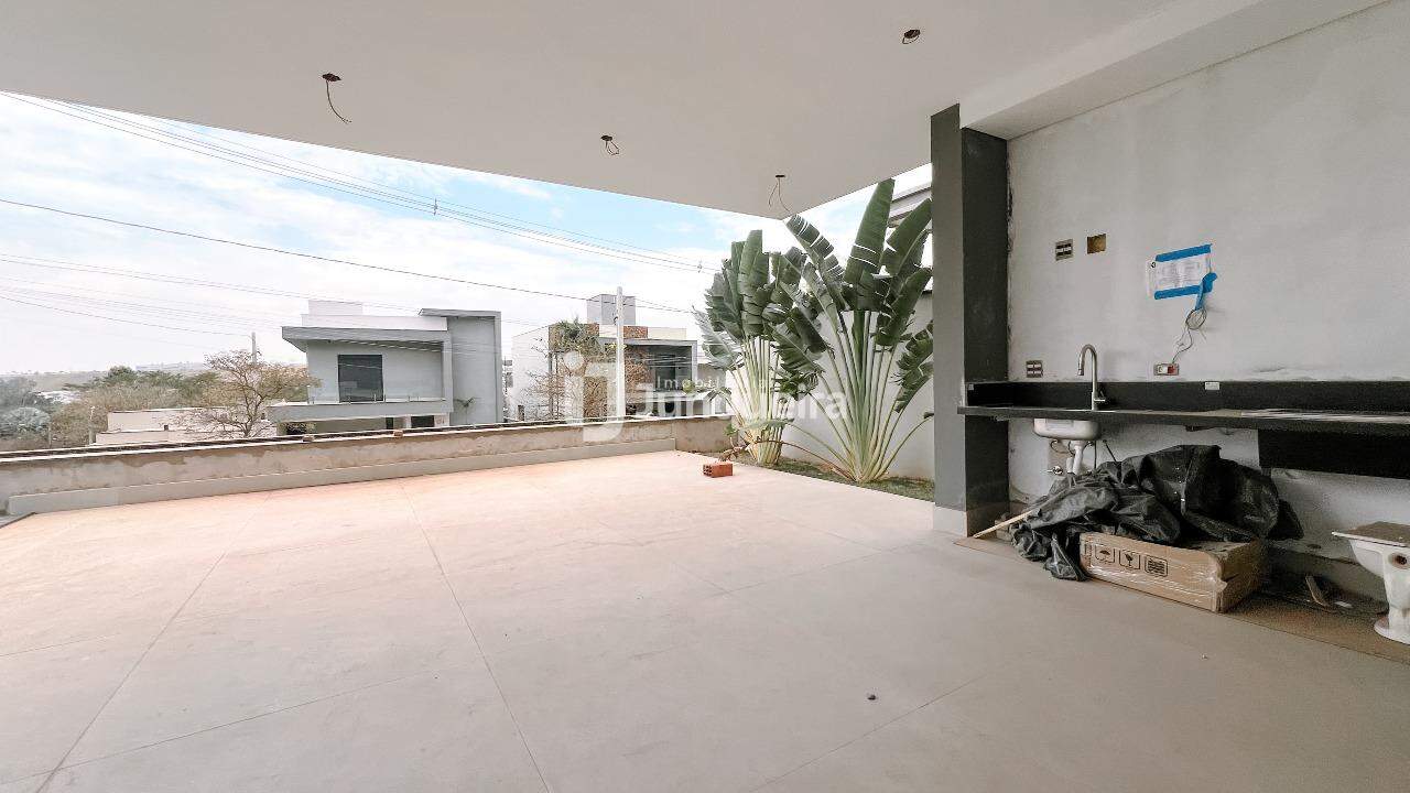 Casa em Condomínio à venda no Villa D'Aquila, 3 quartos, sendo 3 suítes, 6 vagas, no bairro Villa D'áquila em Piracicaba - SP