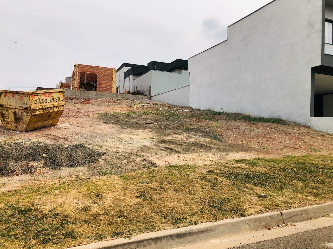 Terreno em Condomínio à venda no Soleil , no bairro Soleil em Piracicaba - SP