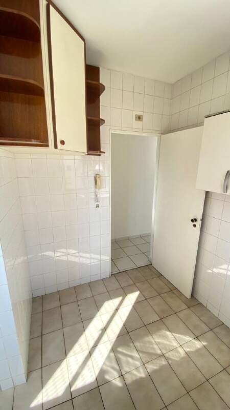 Apartamento à venda no Condomínio Conjunto Residencial Paris, 1 quarto, 1 vaga, no bairro São Judas em Piracicaba - SP