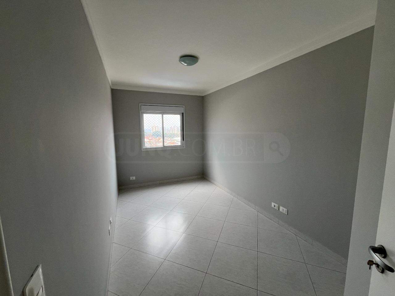 Apartamento à venda no Plaza Mayor, 2 quartos, sendo 1 suíte, 2 vagas, no bairro Paulicéia em Piracicaba - SP