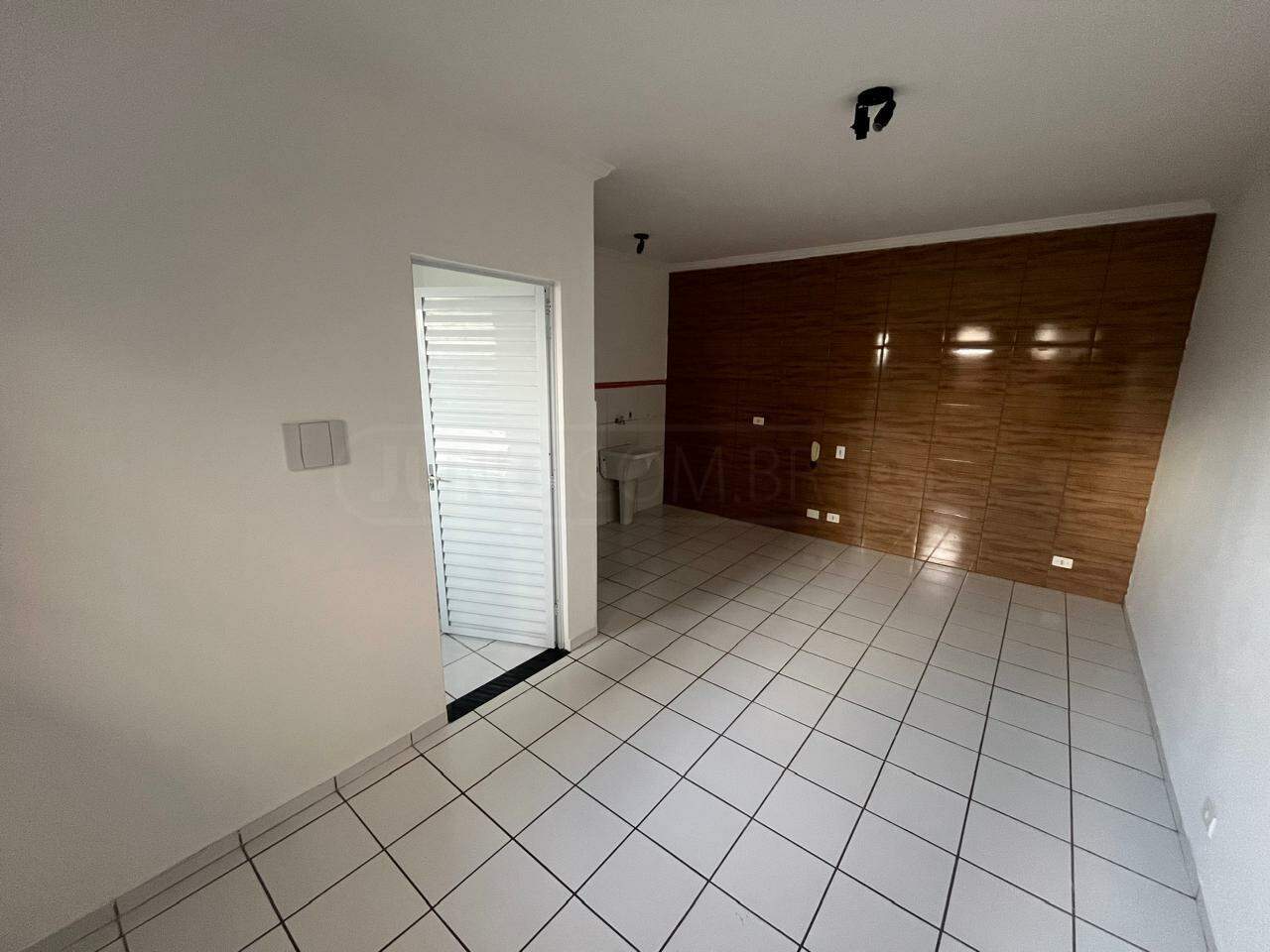 Kitnet para alugar, 1 quarto, no bairro Astúrias em Piracicaba - SP