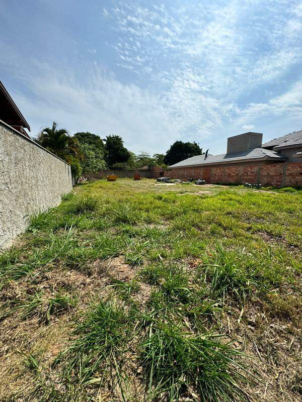 Terreno em Condomínio à venda no Park Campestre , no bairro Campestre em Piracicaba - SP