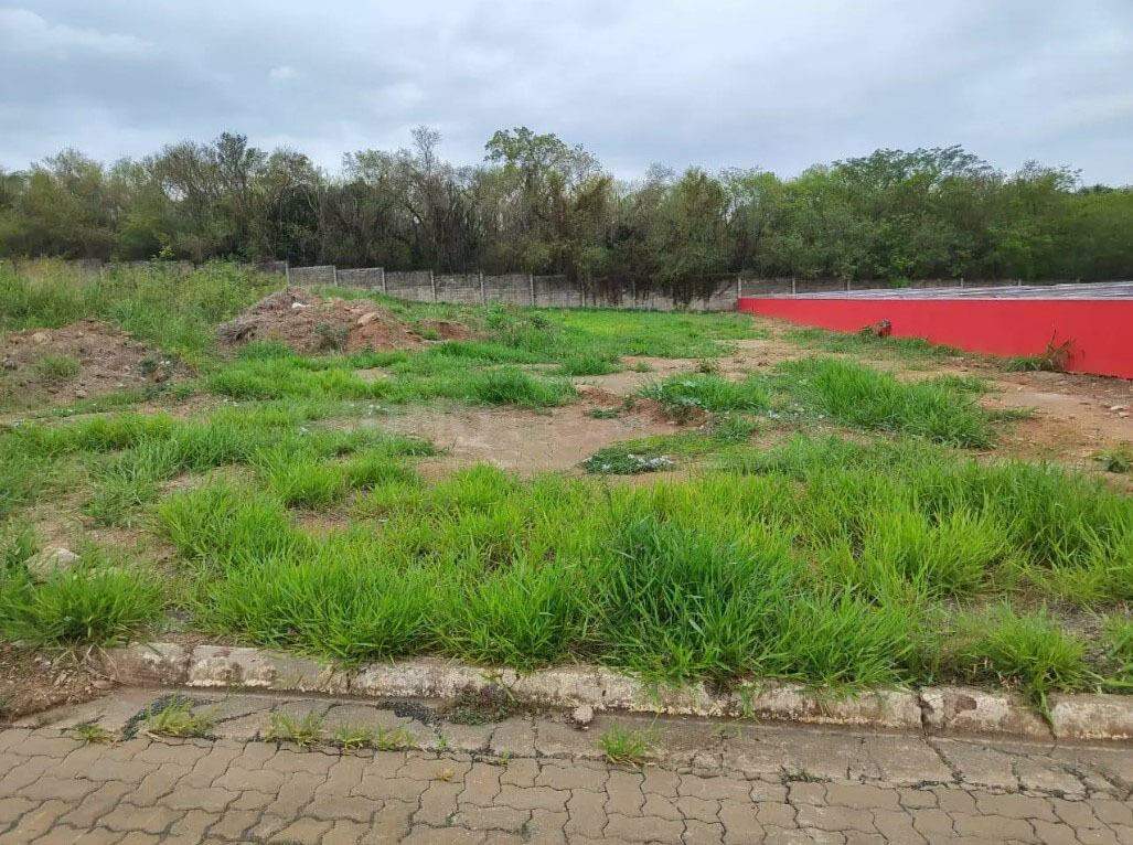 Terreno à venda, no bairro Loteamento Industrial Palmeiras em Rio das Pedras - SP