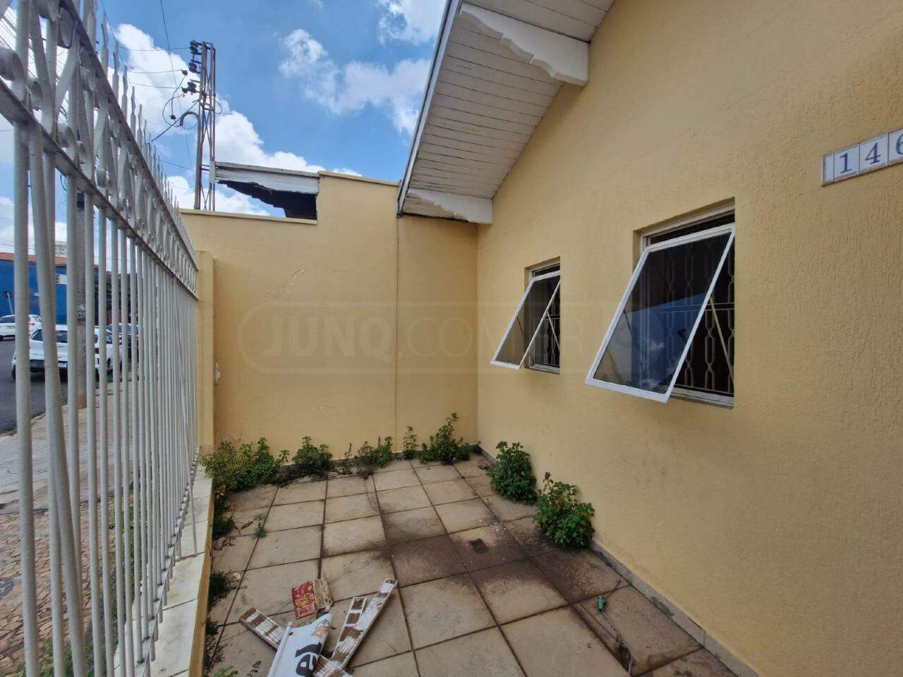 Casa à venda, 3 quartos, sendo 1 suíte, 1 vaga, no bairro Higienópolis em Piracicaba - SP