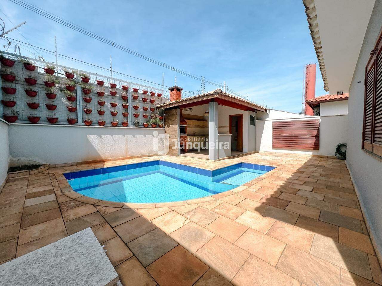 Casa em Condomínio à venda no Terras de Piracicaba IV, 3 quartos, sendo 3 suítes, 4 vagas, no bairro Terras de Piracicaba em Piracicaba - SP