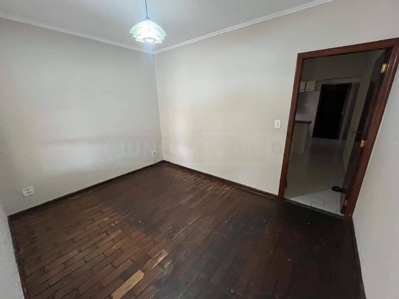 Casa para alugar, 2 quartos, 2 vagas, no bairro Jardim Algodoal em Piracicaba - SP