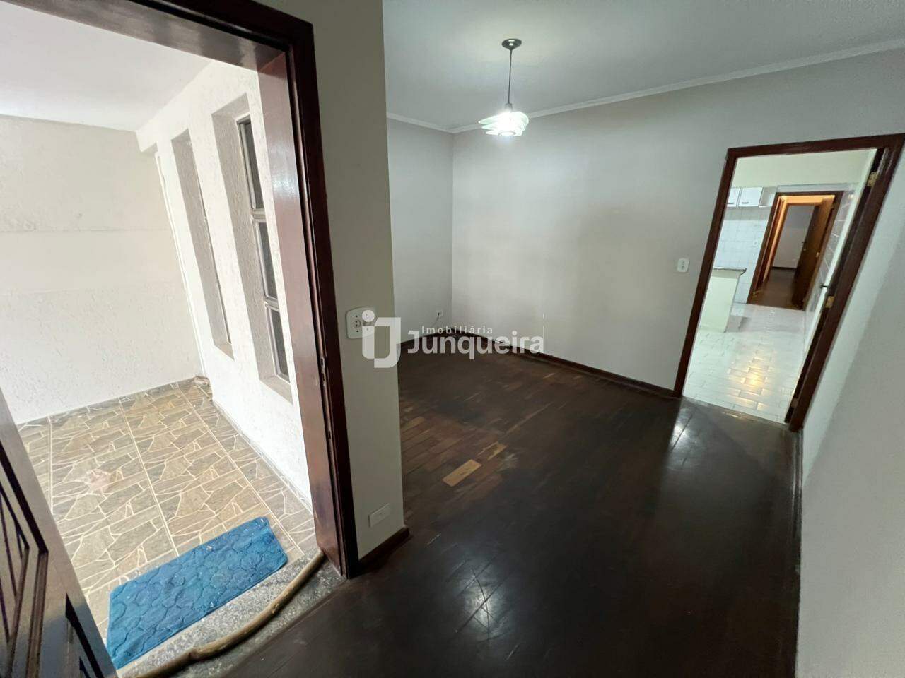 Casa para alugar, 2 quartos, 2 vagas, no bairro Jardim Algodoal em Piracicaba - SP