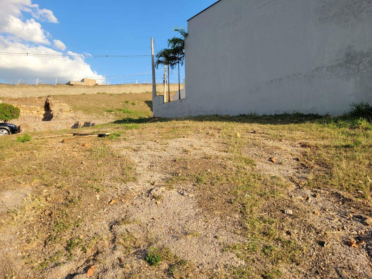 Terreno em Condomínio à venda no Reserva das Paineiras, no bairro Ondas em Piracicaba - SP