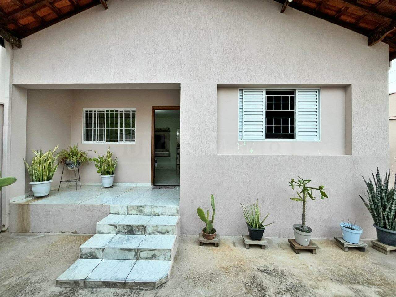 Casa à venda, 2 quartos, 3 vagas, no bairro Vila Bessy em Piracicaba - SP