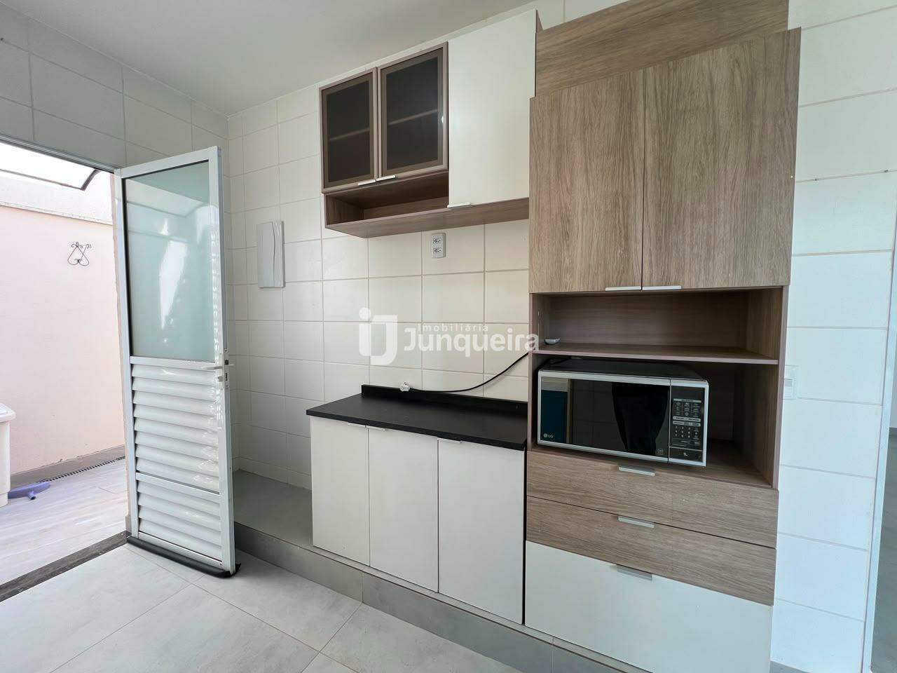Casa em Condomínio para alugar no Reserva Taquaral I, 2 quartos, 2 vagas, no bairro Cidade Judiciária em Piracicaba - SP