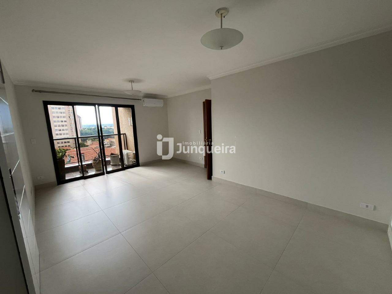 Apartamento para alugar no Edifício Ônix, 3 quartos, sendo 1 suíte, 1 vaga, no bairro Centro em Piracicaba - SP